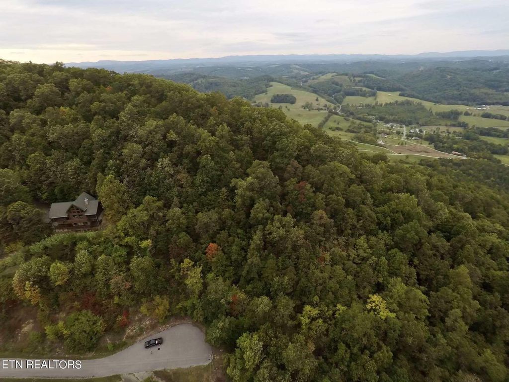 Photo of LOT 199 CLINCH VIEW Rd, New Tazewell, TN 37825 (MLS # 1276085)