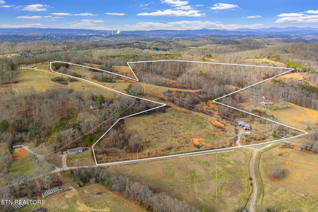 Photo of 662 Buck Creek Rd, Kingston, TN 37763 (MLS # 1328059)