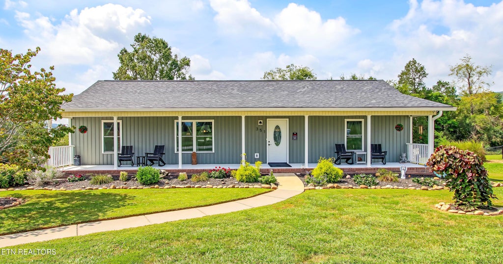 Photo of 351 Deer Ridge Drive, Rutledge, TN 37861 (MLS # 1355935)