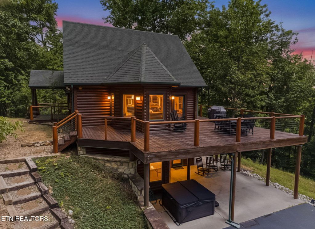 Photo of 2804 Cedar Falls Way, Sevierville, TN 37862 (MLS # 1344686)