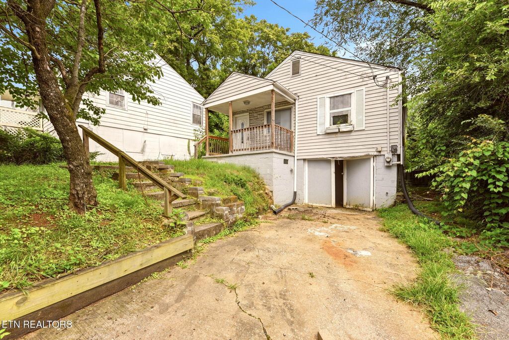 Photo of 2541 Brown Ave, Knoxville, TN 37917 (MLS # 1349342)