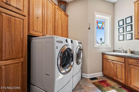 Tiny photo for 302 Shawnee View, Loudon, TN 37774 (MLS # 1339593)
