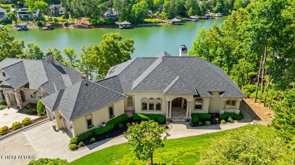 Photo of 302 Shawnee View, Loudon, TN 37774 (MLS # 1339593)