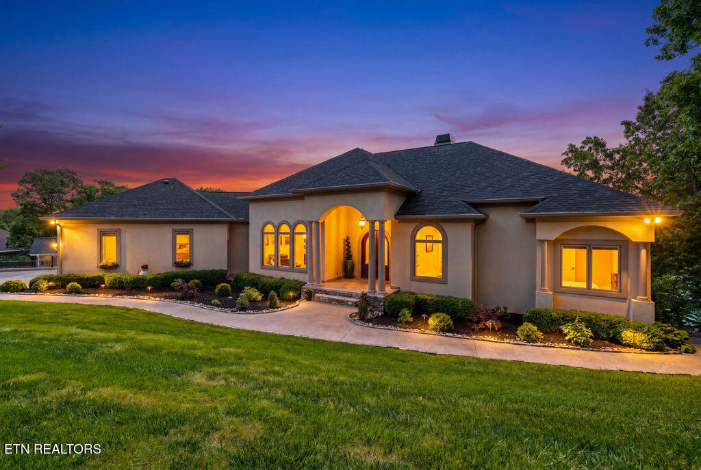 302 Shawnee View