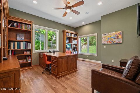 Tiny photo for 302 Shawnee View, Loudon, TN 37774 (MLS # 1339593)