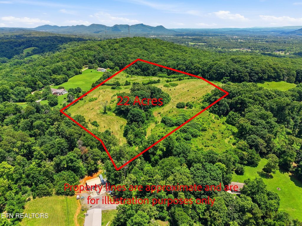 Photo of Old Tazewell off Pike, Corryton, TN 37721 (MLS # 1346071)