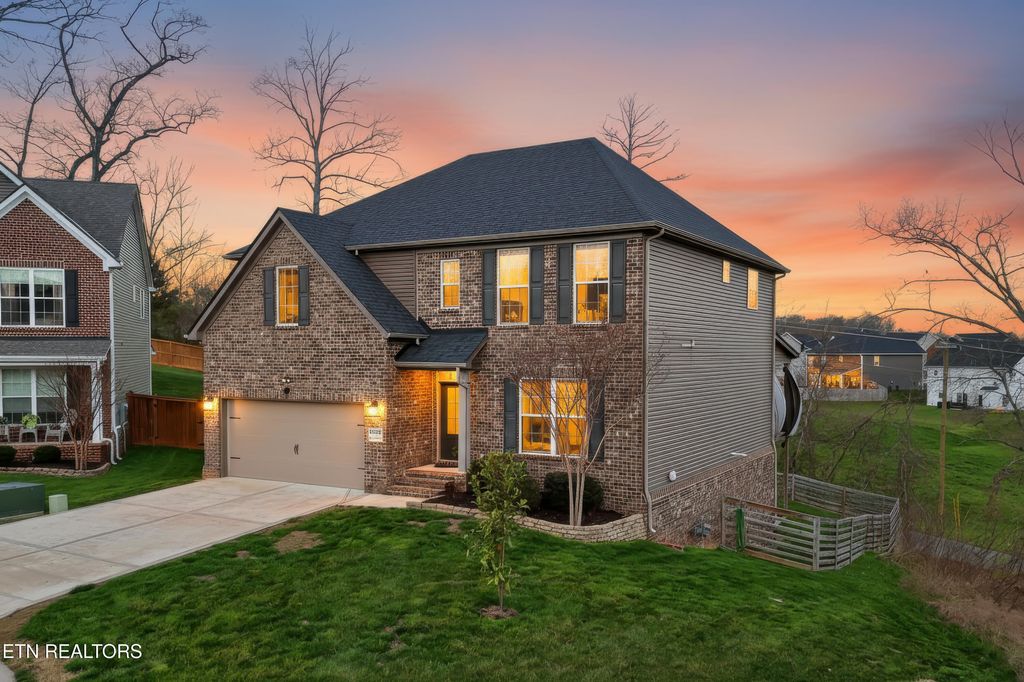 Photo of 2663 Windjammer Lane, Knoxville, TN 37932 (MLS # 1333321)