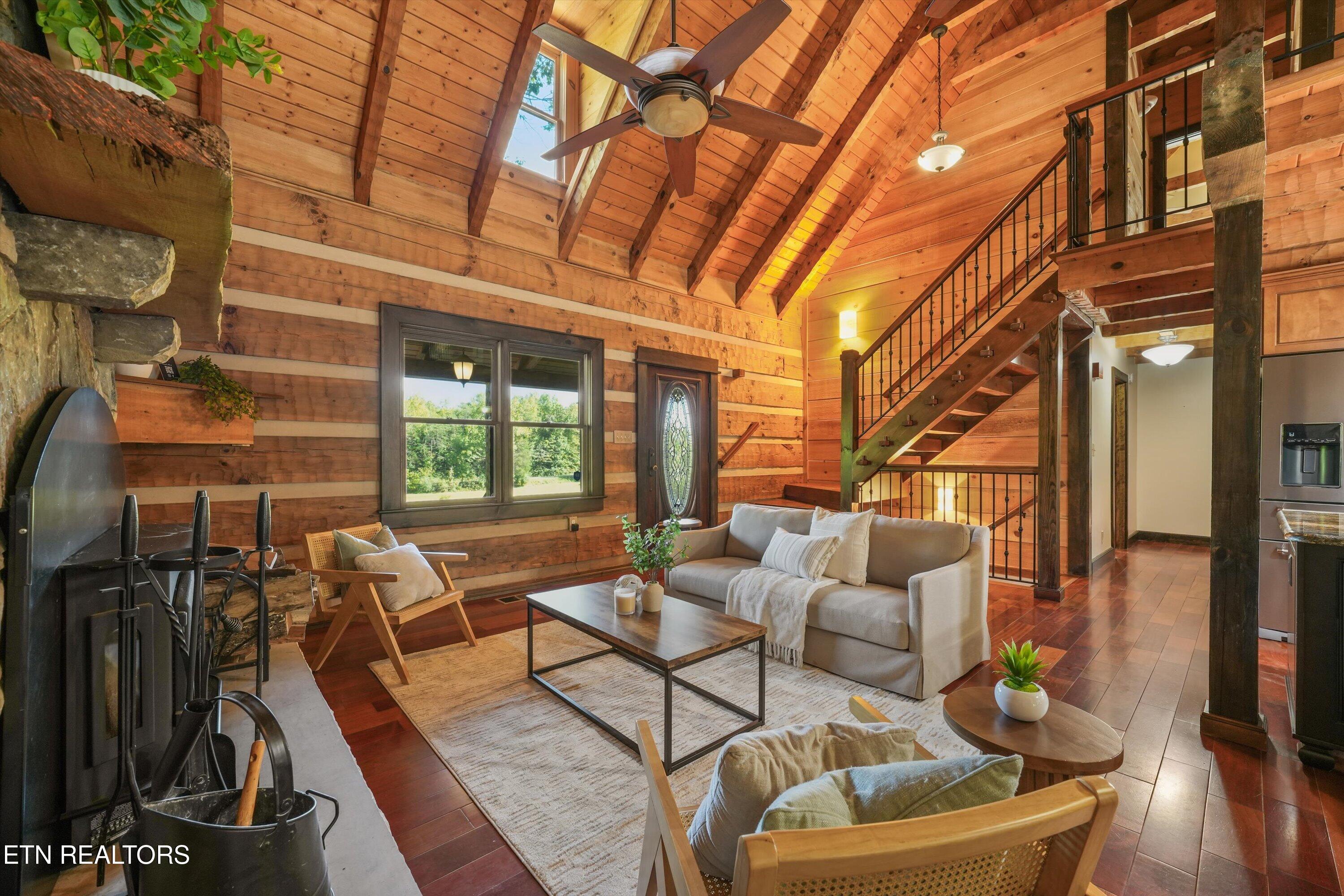 144 Center Valley Rd