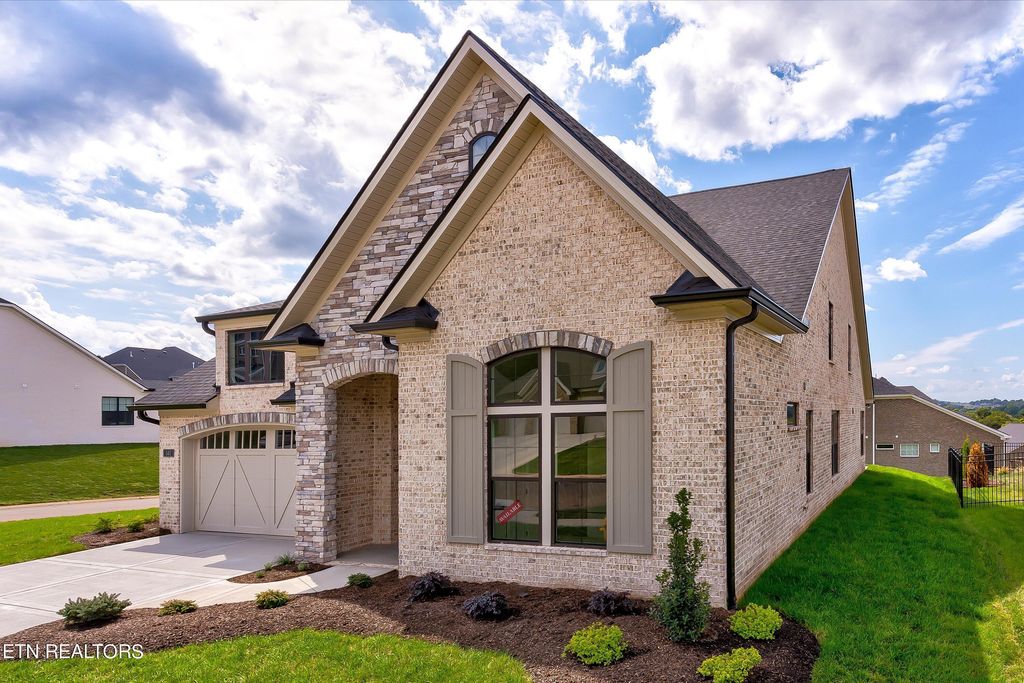 Photo of 140 141 Reverence Run Lane, Farragut, TN 37934 (MLS # 1250477)