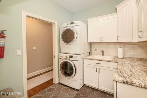 Tiny photo for 823 Kahite Tr, Vonore, TN 37885 (MLS # 1321401)