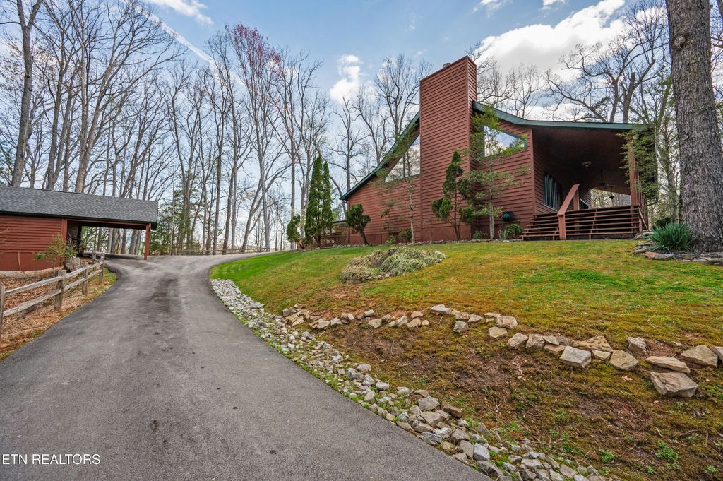 Photo of 1078 Powdermill Rd, Gatlinburg, TN 37738 (MLS # 1296742)