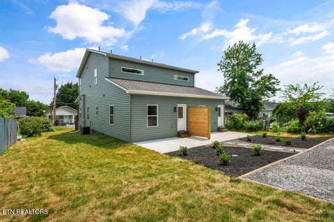 Tiny photo for 3215 Johnston St, Knoxville, TN 37921 (MLS # 1350097)