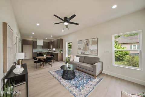 Tiny photo for 3215 Johnston St, Knoxville, TN 37921 (MLS # 1350097)