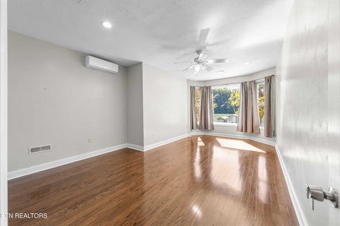 Tiny photo for 274 Lakecrest Drive, Harriman, TN 37748 (MLS # 1358266)