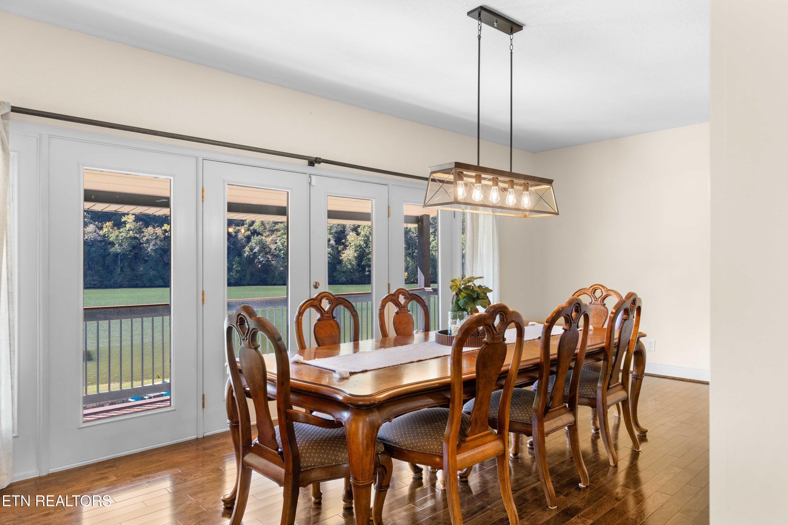 274 Lakecrest Drive
