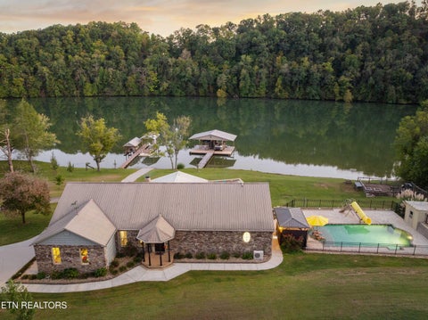 Tiny photo for 274 Lakecrest Drive, Harriman, TN 37748 (MLS # 1358266)
