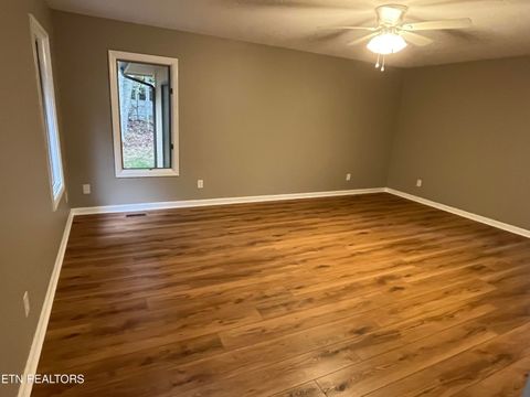 Tiny photo for 28 Overlook Terrace, Crossville, TN 38558 (MLS # 1320664)
