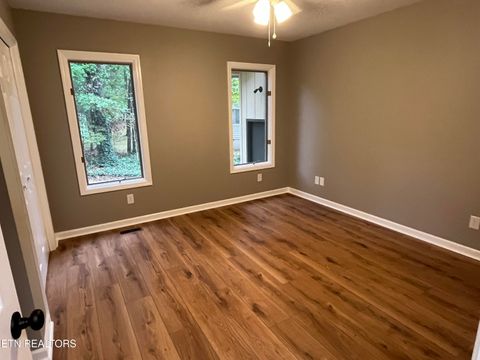 Tiny photo for 28 Overlook Terrace, Crossville, TN 38558 (MLS # 1320664)