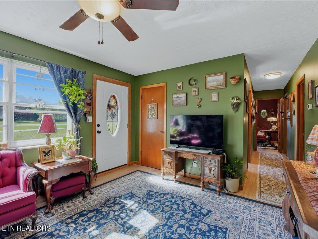430 Hilltop Drive