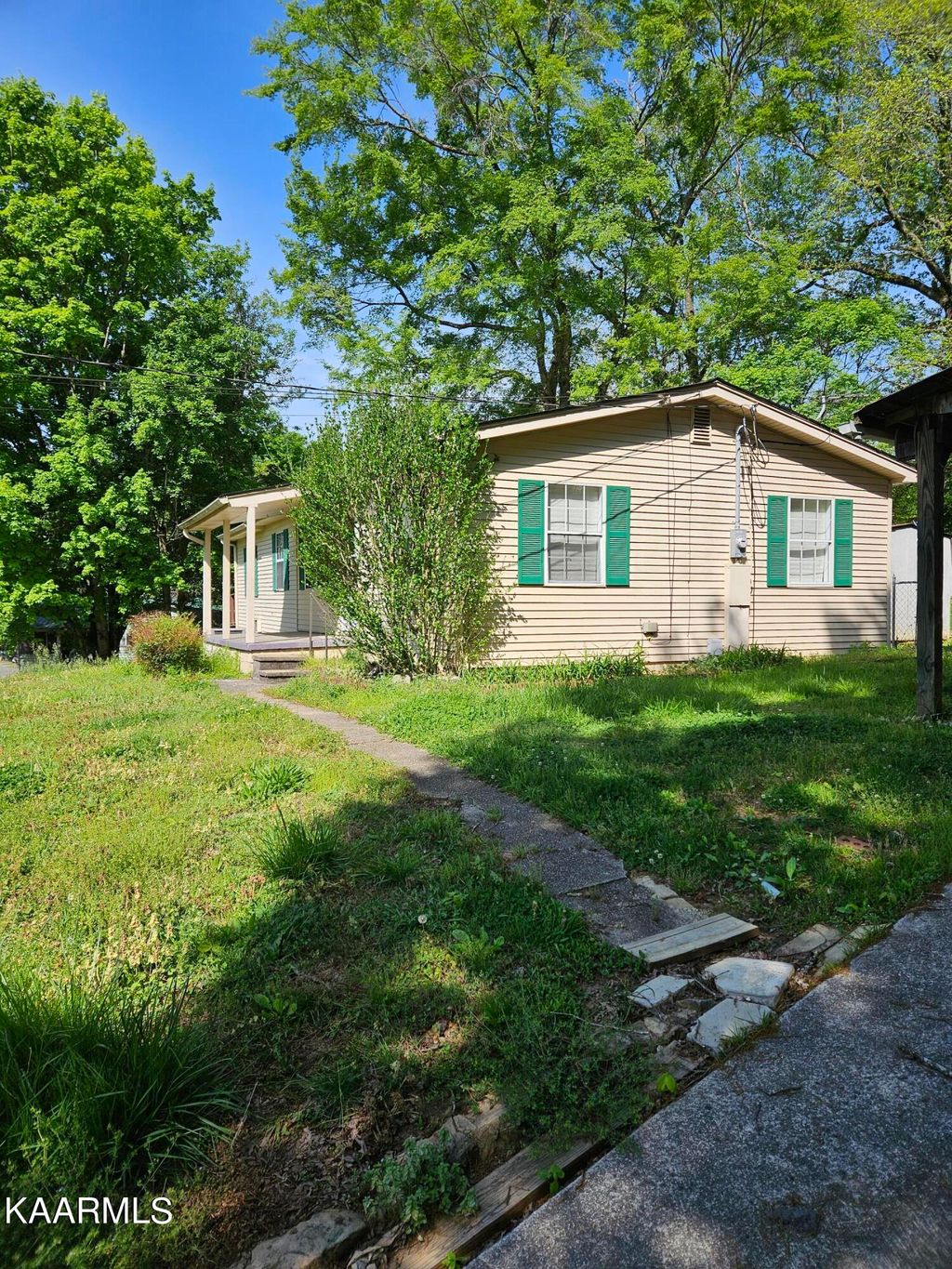 Photo of 3911 Rocky Branch Rd, Walland, TN 37886 (MLS # 1224613)