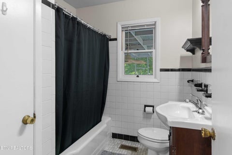 Tiny photo for 6604 Duke Rd, Knoxville, TN 37918 (MLS # 1353643)
