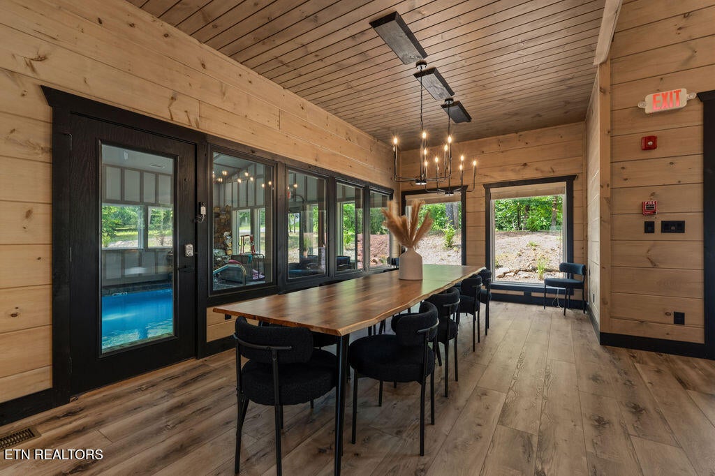 2215 Sawmill Cove Drive