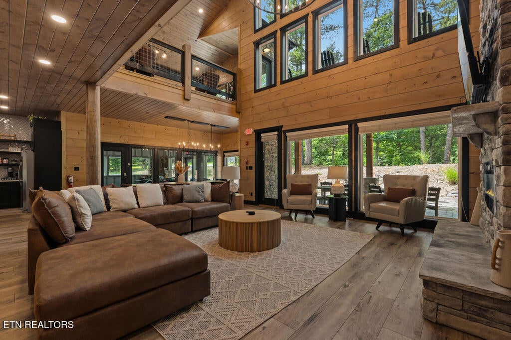 2215 Sawmill Cove Drive