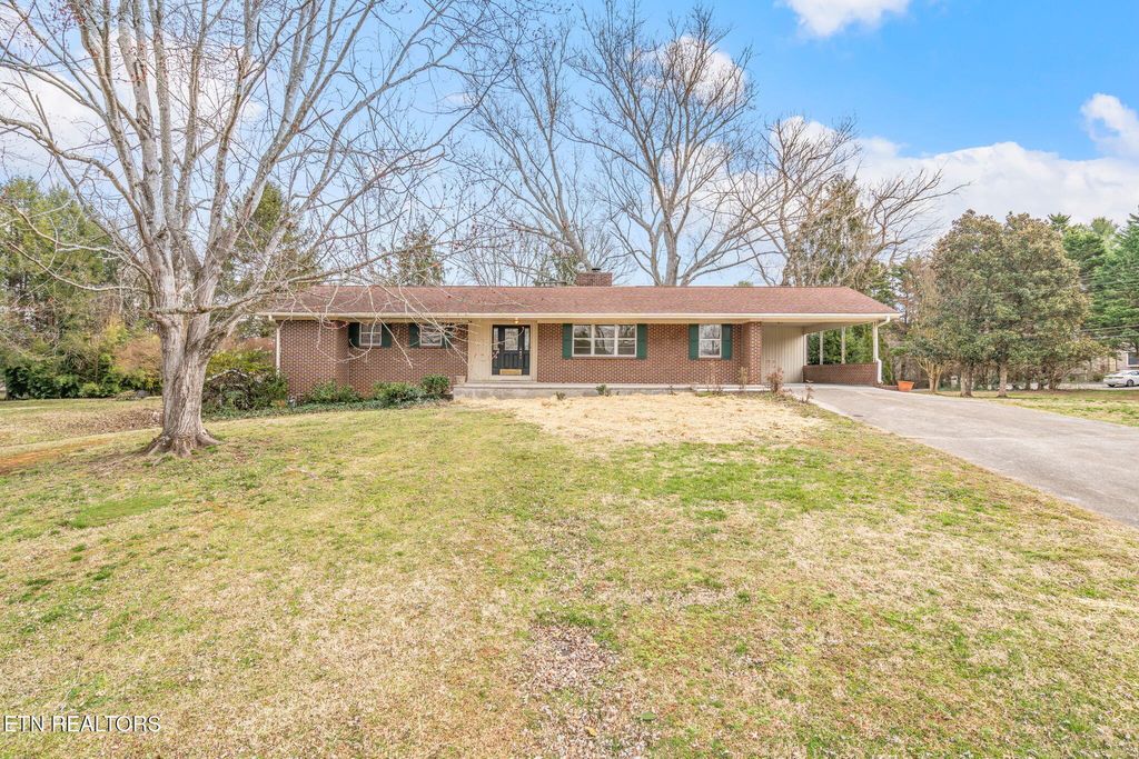 Photo of 4506 Terrace View Rd, Louisville, TN 37777 (MLS # 1292864)
