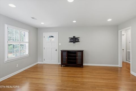 Tiny photo for 4061 Sequoyah Ave, Knoxville, TN 37919 (MLS # 1340020)
