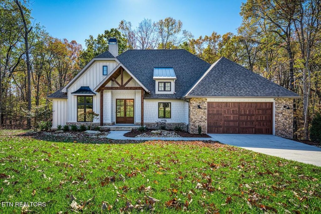 Photo of 103 Chestnut Ridge Lane, Crossville, TN 38558 (MLS # 1290263)