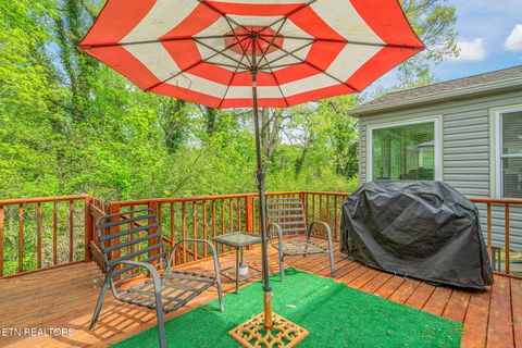 Tiny photo for 5525 Crestwood Drive, Knoxville, TN 37914 (MLS # 1336784)