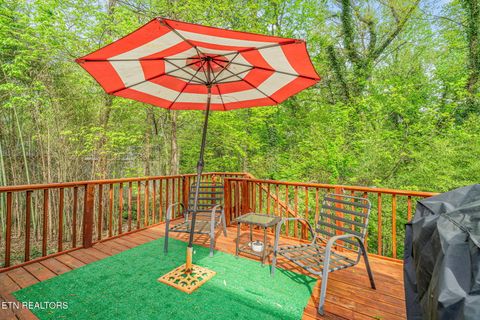Tiny photo for 5525 Crestwood Drive, Knoxville, TN 37914 (MLS # 1336784)