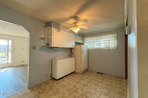 Tiny photo for 100 Church St, Loudon, TN 37774 (MLS # 1348115)