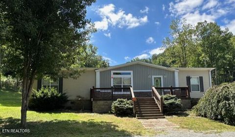 517 Collins Rd Jonesville VA 24263