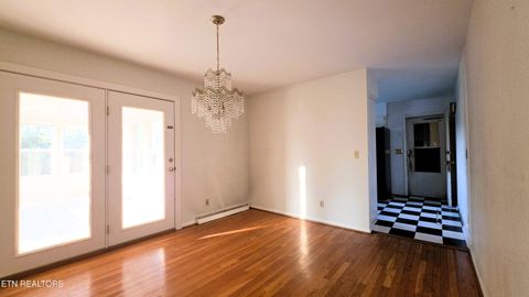 Tiny photo for 2420 Pinecrest Circle, Lenoir City, TN 37772 (MLS # 1336150)