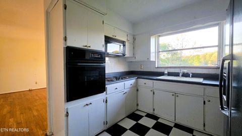 Tiny photo for 2420 Pinecrest Circle, Lenoir City, TN 37772 (MLS # 1336150)