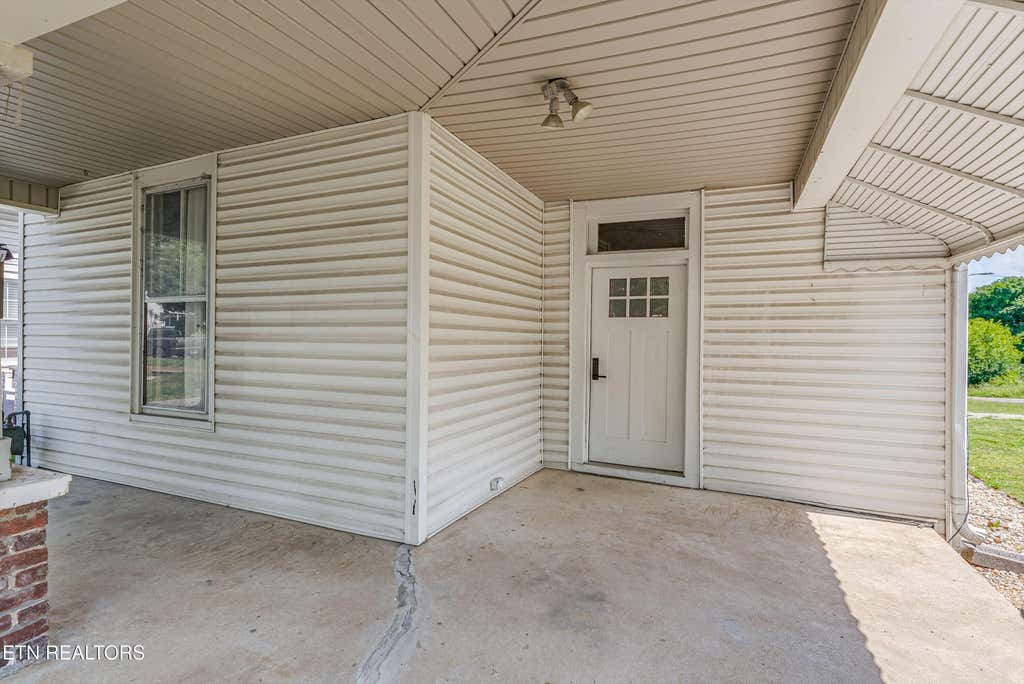 Photo of 2100 Cecil Ave, Knoxville, TN 37917 (MLS # 1341690)