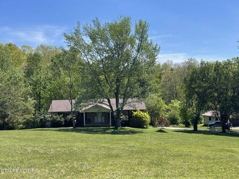 Photo of 4315 Taylors Chapel Rd, Crossville, TN 38572 (MLS # 1337731)