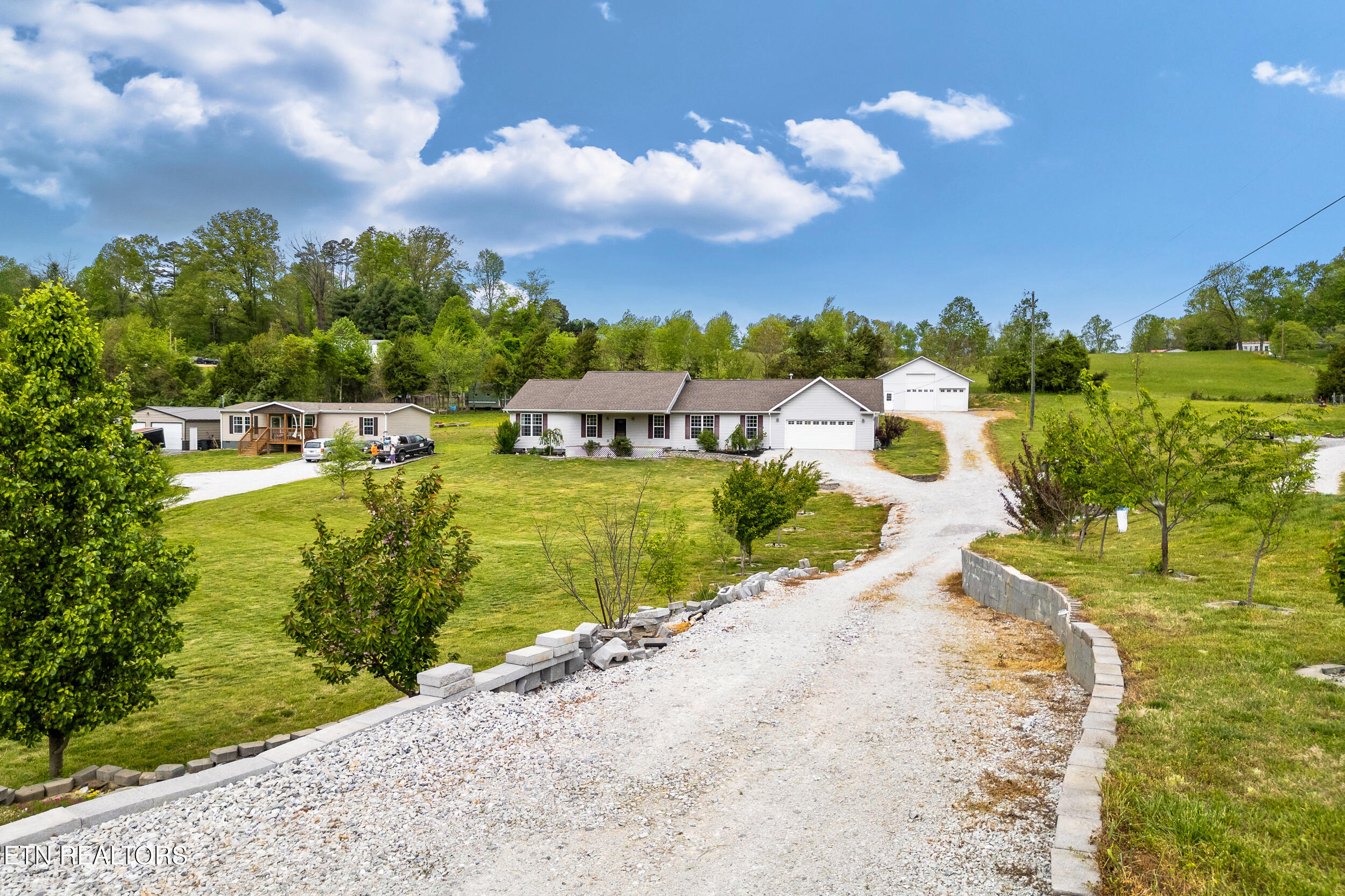 283 Red Hill Rd