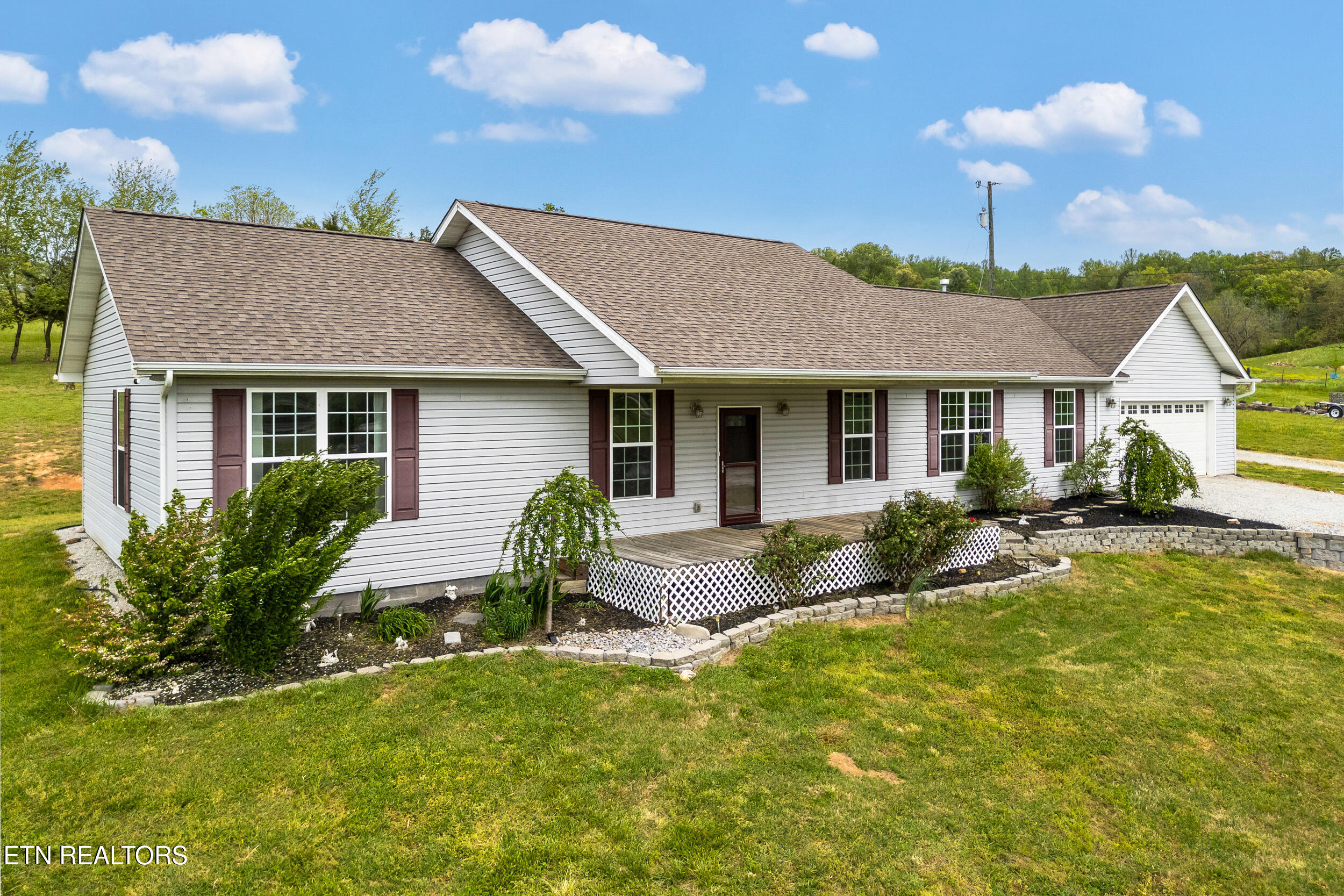 283 Red Hill Rd
