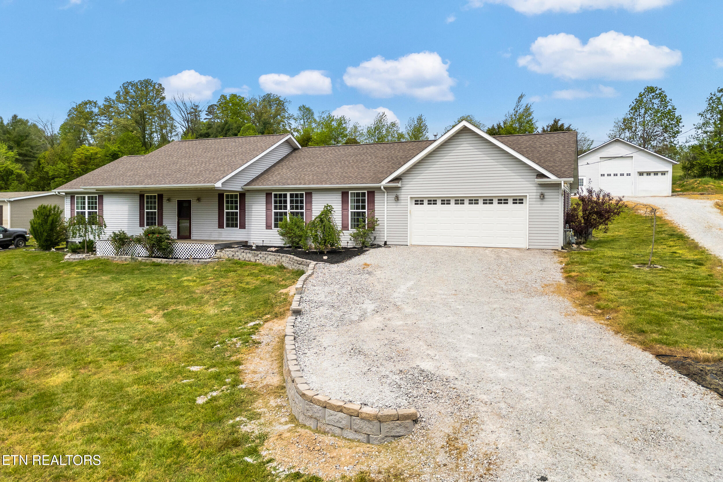 283 Red Hill Rd