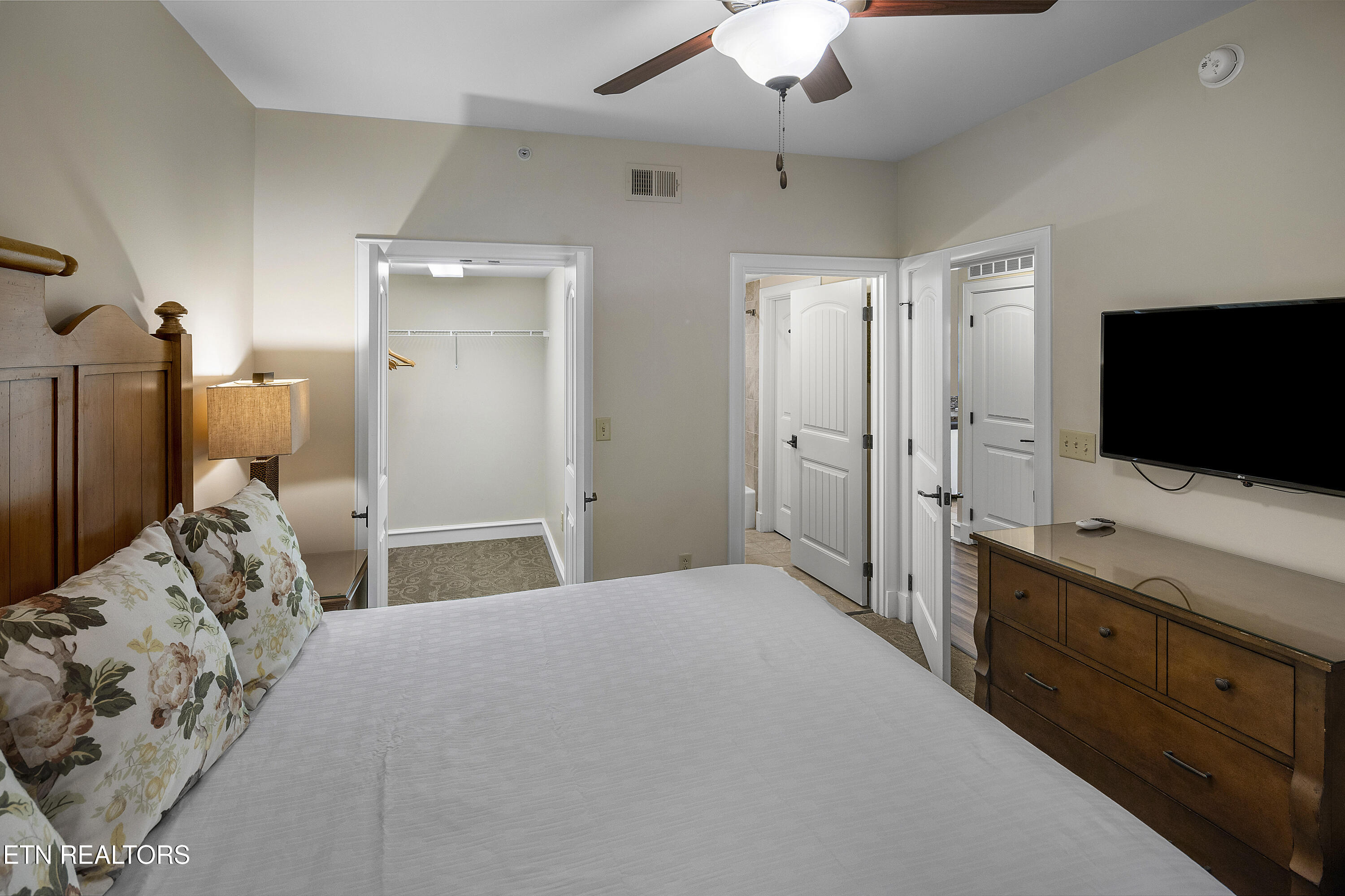 212 Dollywood Lane UNIT 236