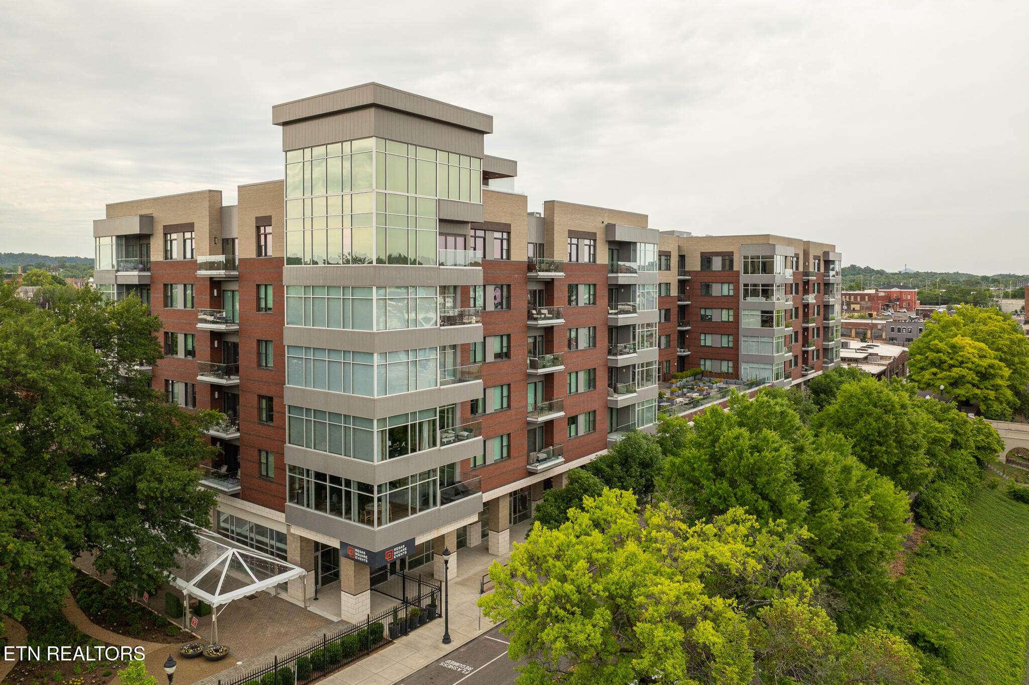 333 W Depot Ave 603
