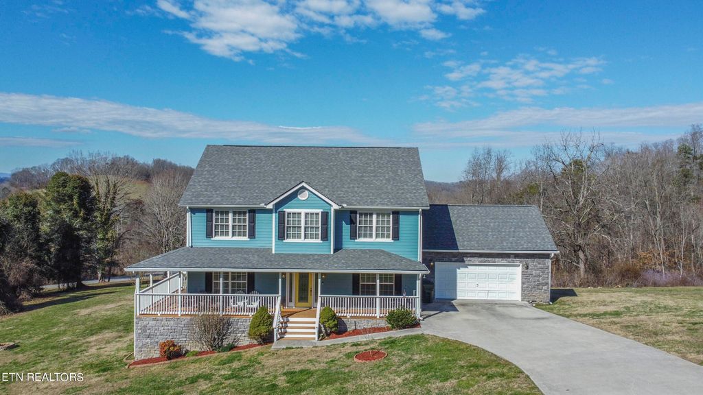Photo of 127 Lake Ridge Drive, Maynardville, TN 37807 (MLS # 1252895)