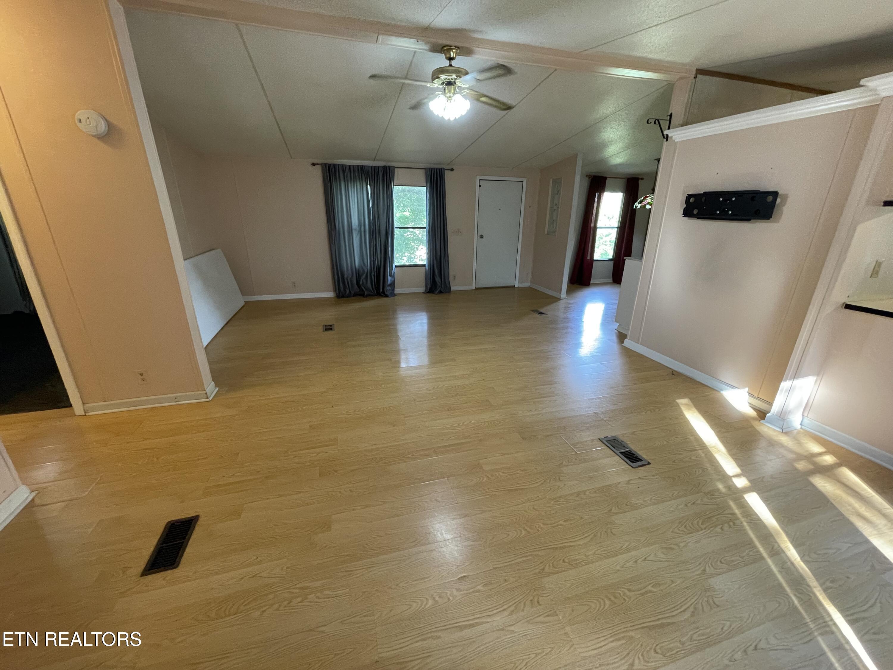 110 3rd St