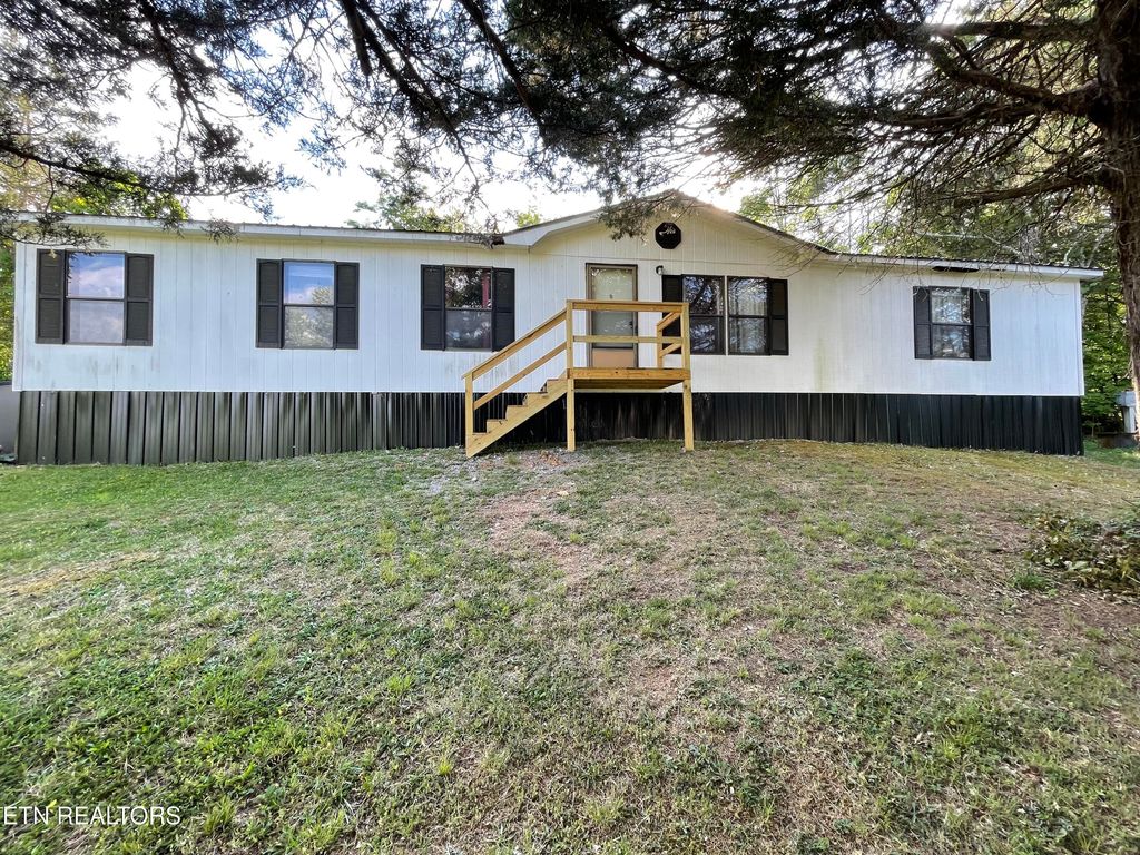 Photo of 110 3rd St, Corryton, TN 37721 (MLS # 1340696)