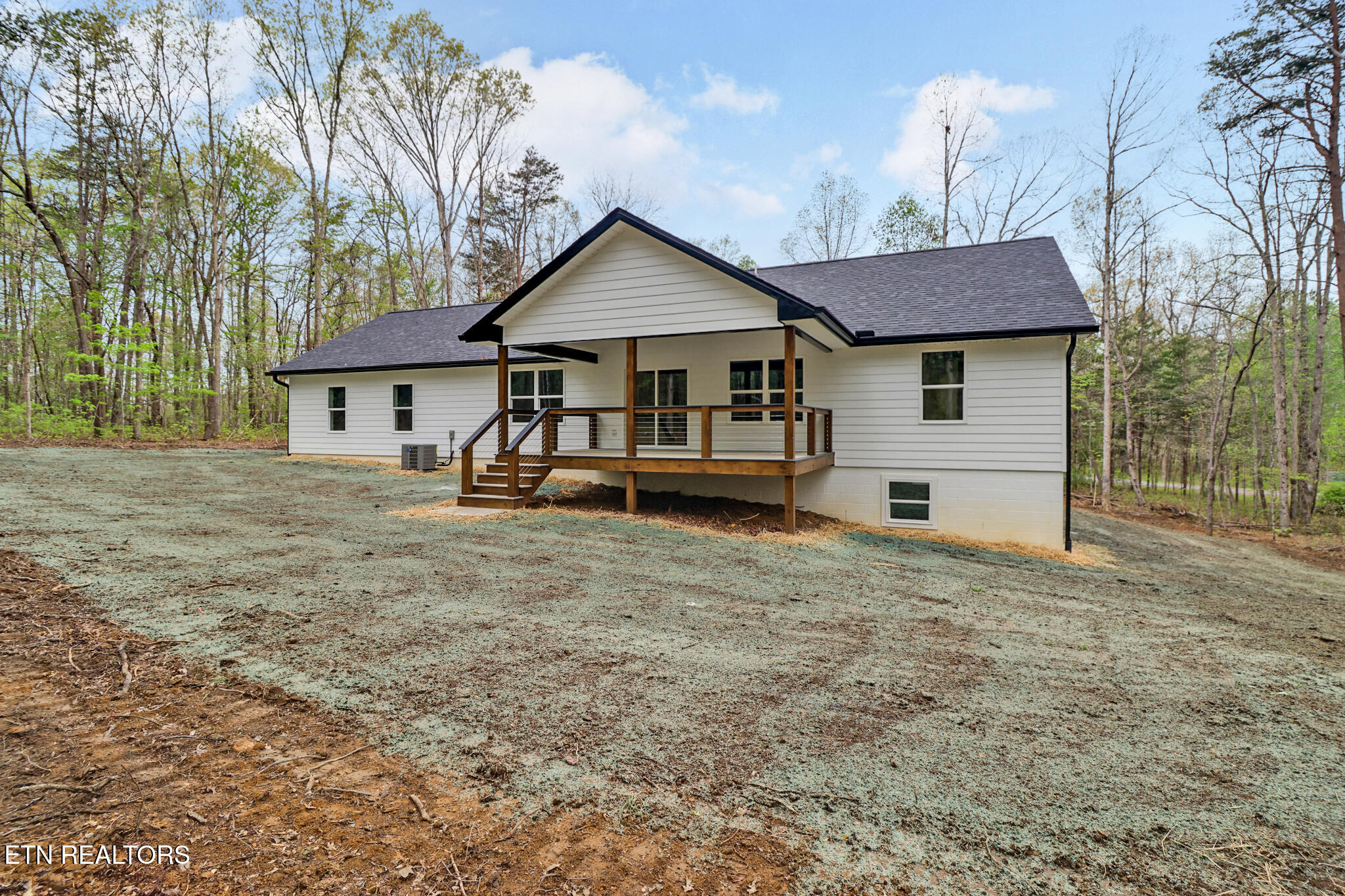 851 Riverchase Tr