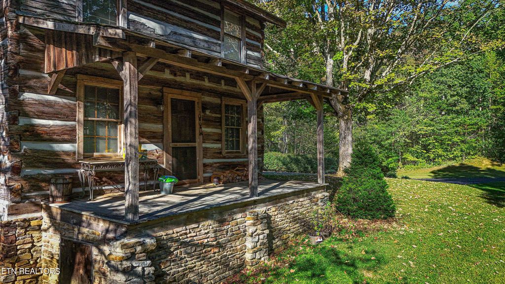 Photo of 9633 Stringtown Rd, Strawberry Plains, TN 37871 (MLS # 1314711)