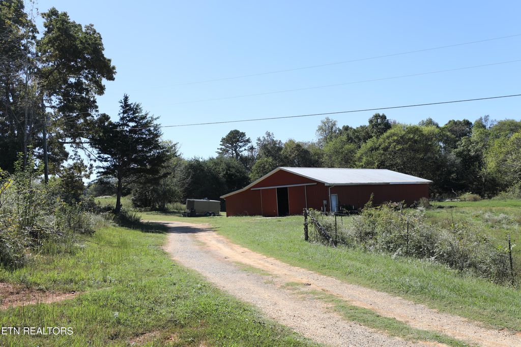 Photo of 222 Summit Rd, Madisonville, TN 37354 (MLS # 1279466)