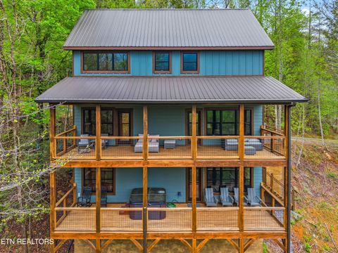 Tiny photo for 5276 Riversong Way Way, Sevierville, TN 37876 (MLS # 1298640)